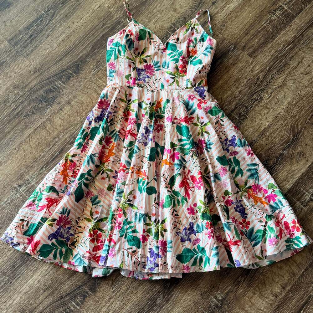 Gianni Bini Jacqueline Striped Floral Sweetheart Neck Midi Dress - Picture 6 of 8